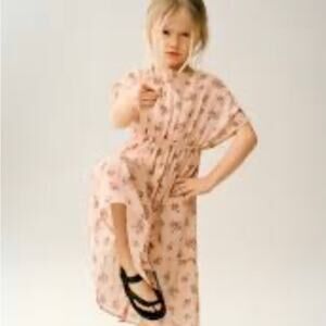 Zara girls floral crinkled dress with back cutout size 10